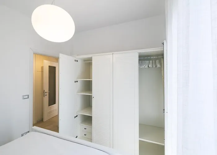 Pool, Private Garden And In The Center Лидо-ди-Езоло